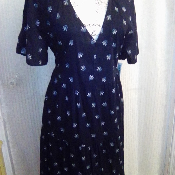 flowy boho dress Floral Ruffle – MotherhoodStyled Elegant dress with pearls Colour:Azure Blue Fit & Flare Dress